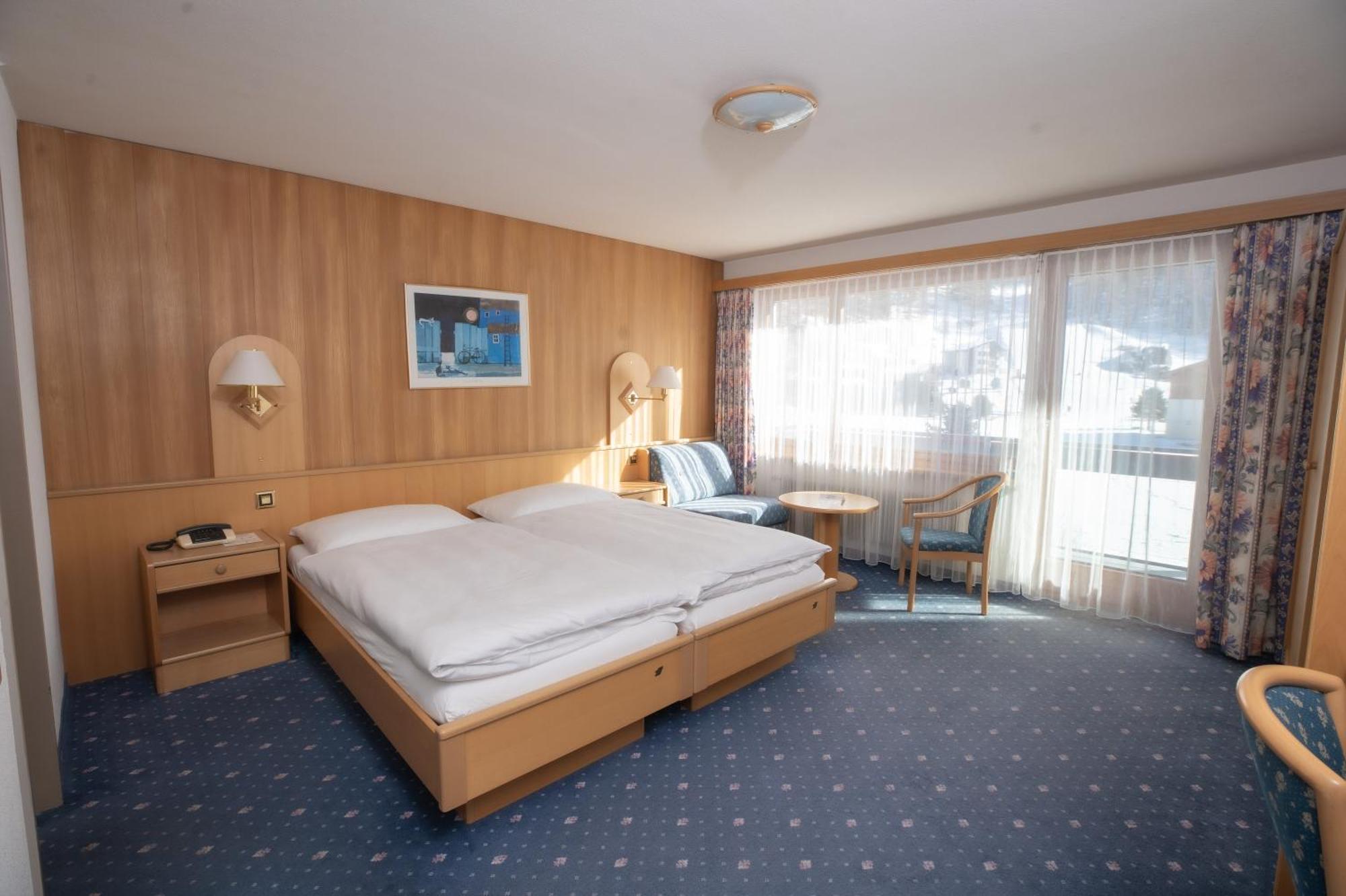 Hotel Alpenhof - Halbpension Saas-Almagell