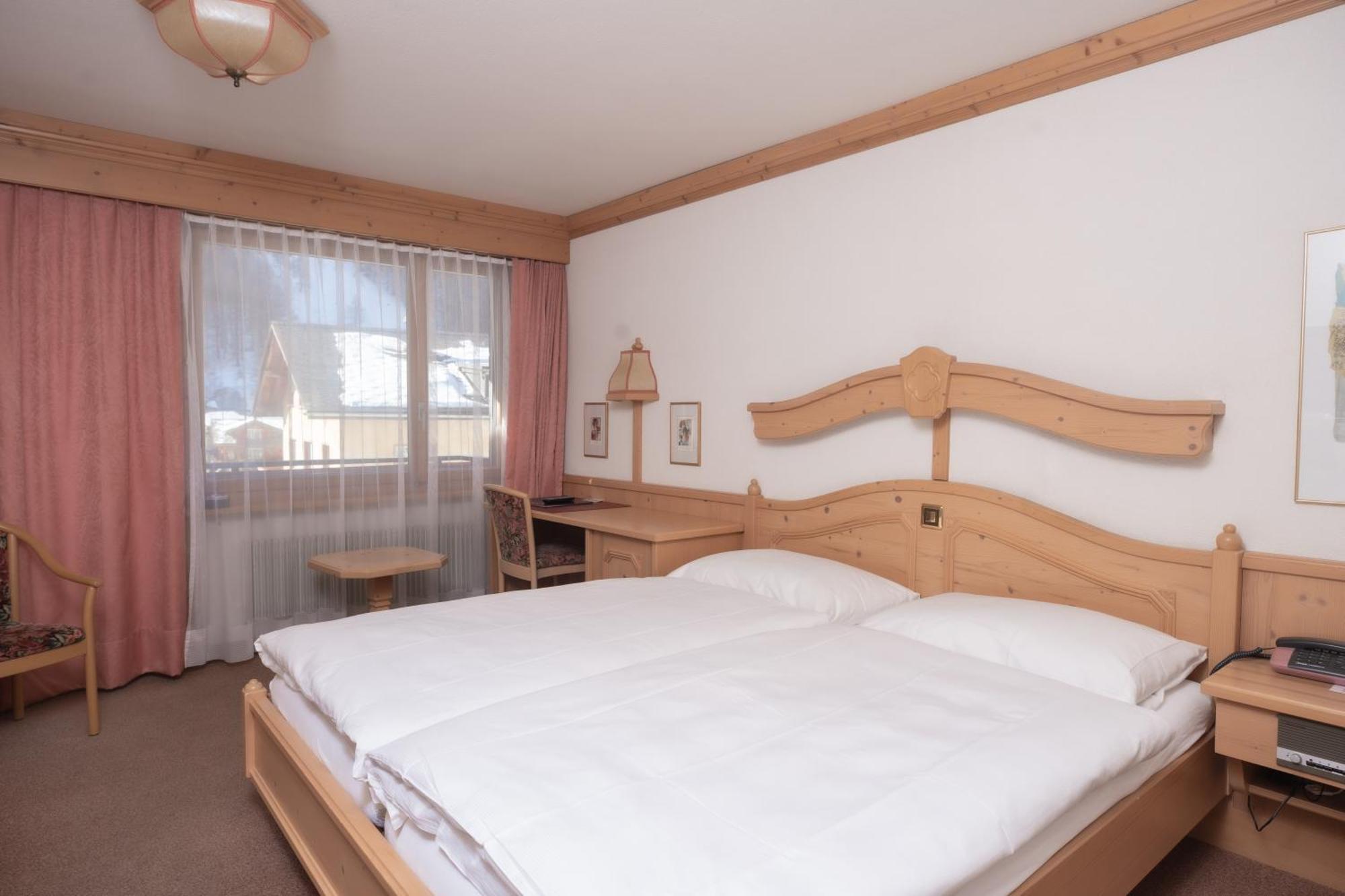 Hotel Alpenhof 3*