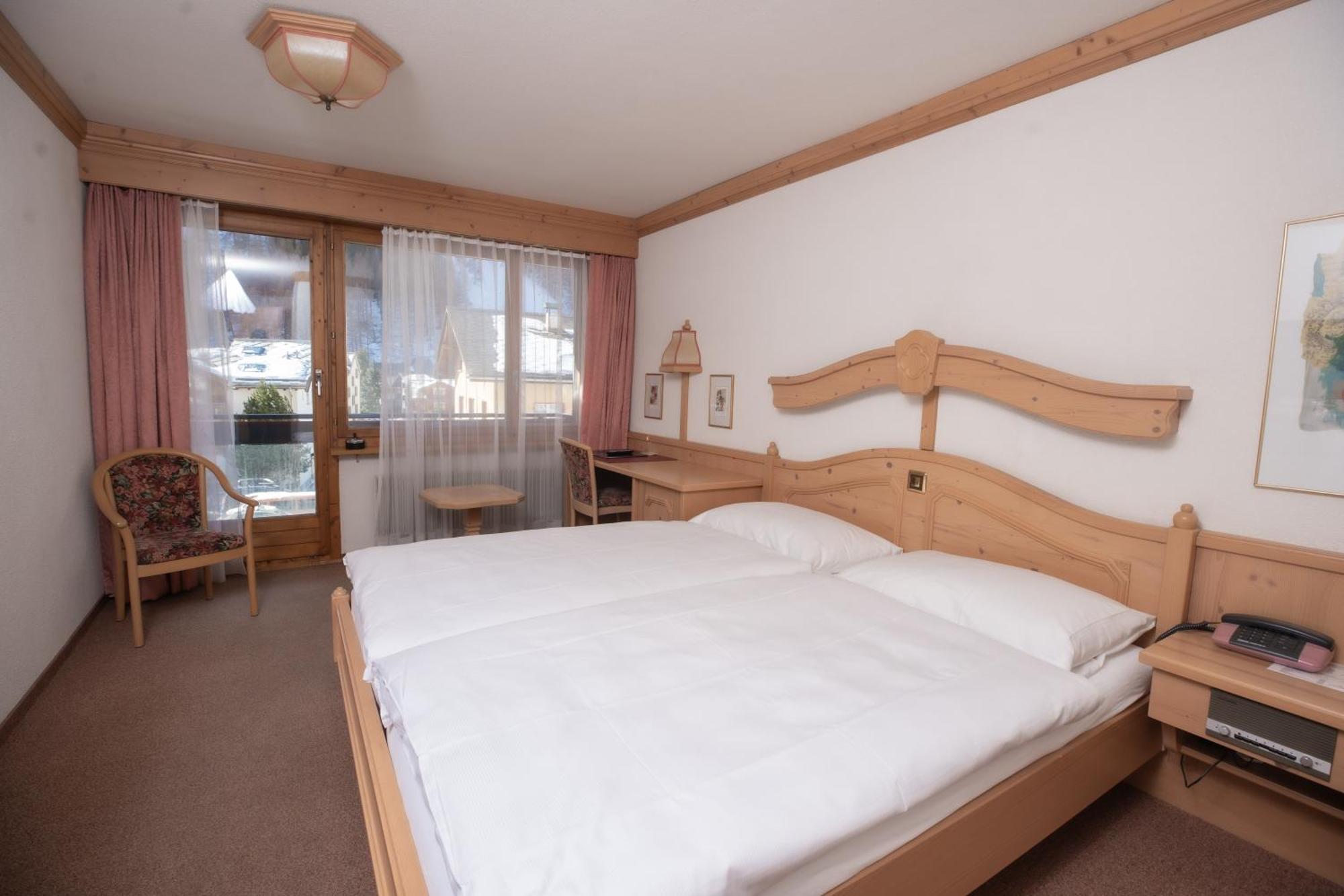 Hotel Alpenhof 3*