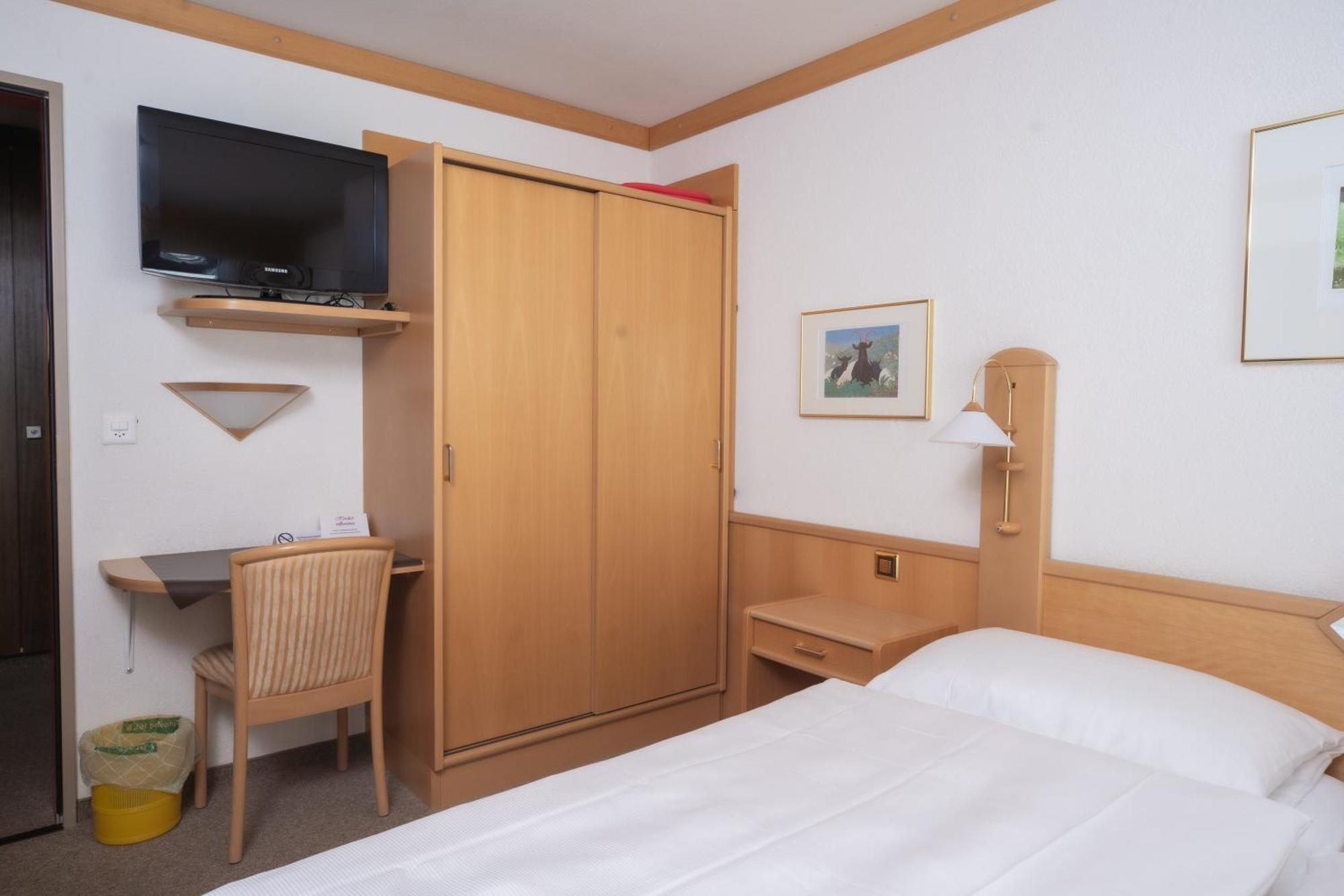 Hotel Alpenhof - Halbpension 3*